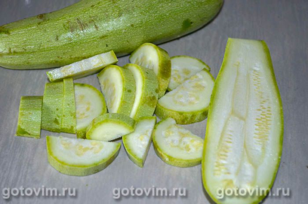 Летний компот из молодых кабачков с лимоном Летний компот из молодых кабачков с лимоном