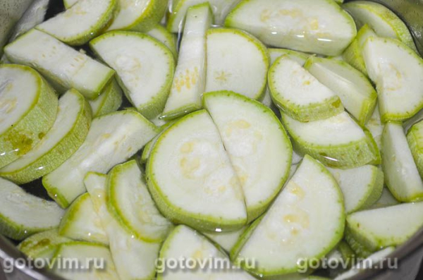 Летний компот из молодых кабачков с лимоном Летний компот из молодых кабачков с лимоном