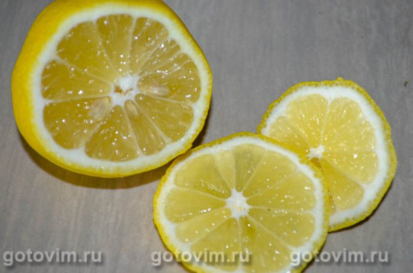 Летний компот из молодых кабачков с лимоном Летний компот из молодых кабачков с лимоном