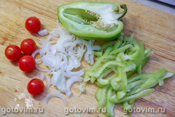 Лодочки пиде с овощами и скумбрией Лодочки пиде с овощами и скумбрией