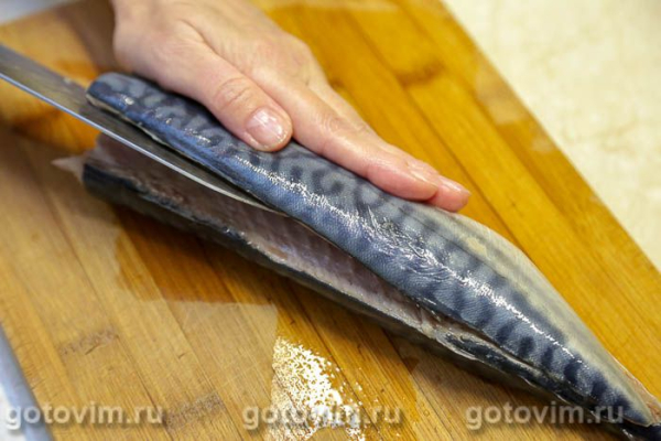 Лодочки пиде с овощами и скумбрией Лодочки пиде с овощами и скумбрией