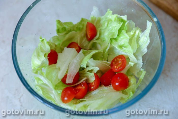 Овощной салат с жареной спаржей и яйцом Овощной салат с жареной спаржей и яйцом