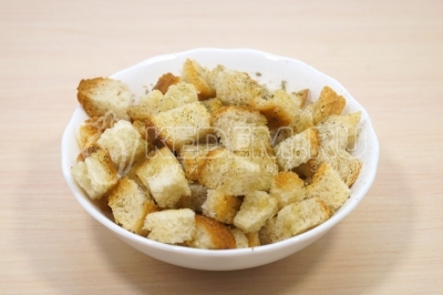 Сухарики для салата