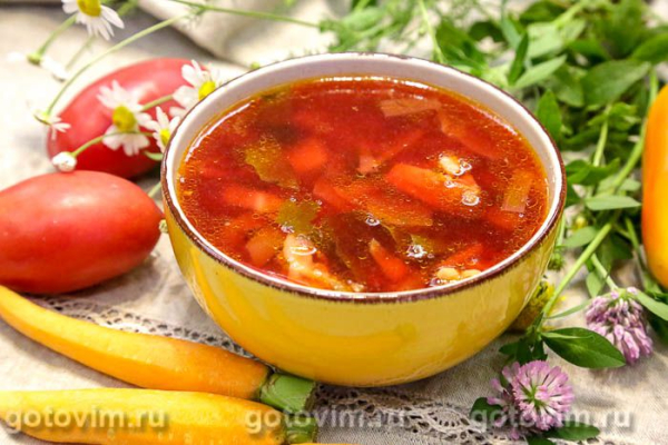 Борщ с мясом и свекольной ботвой