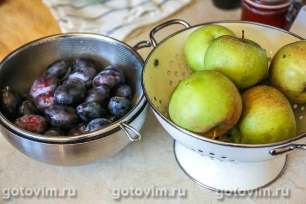 Компот из слив и яблок на зиму