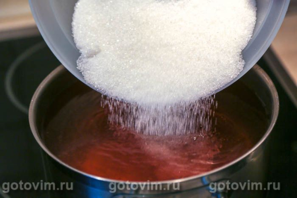 Компот из слив и яблок на зиму