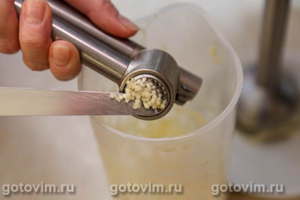 «Курица под снегом» из запеченных взбитых белков «Курица под снегом» из запеченных взбитых белков