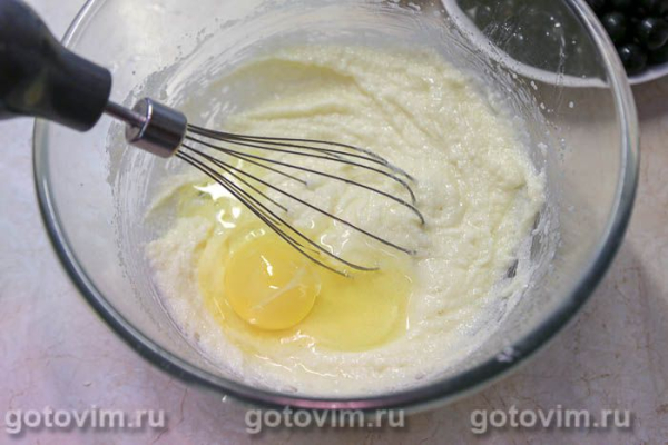 Маффины с черной смородиной