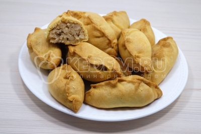 Пироги с капустой и яйцом в духовке