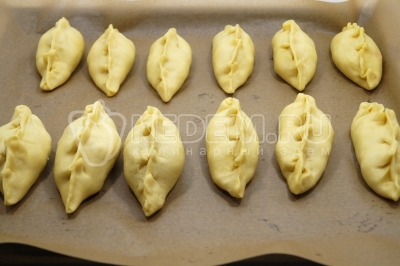 Пироги с капустой и яйцом в духовке