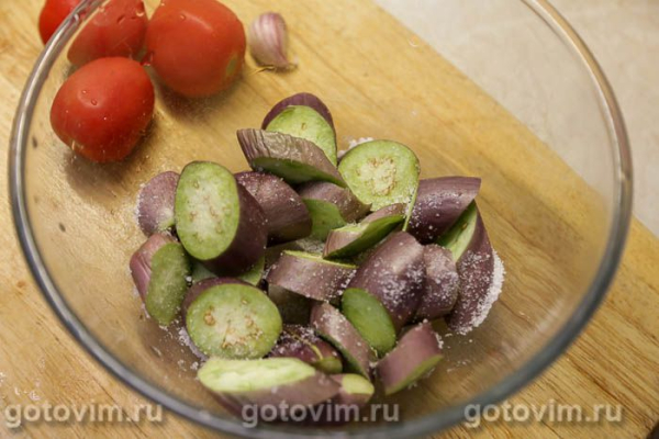 Салат с хрустящими баклажанами