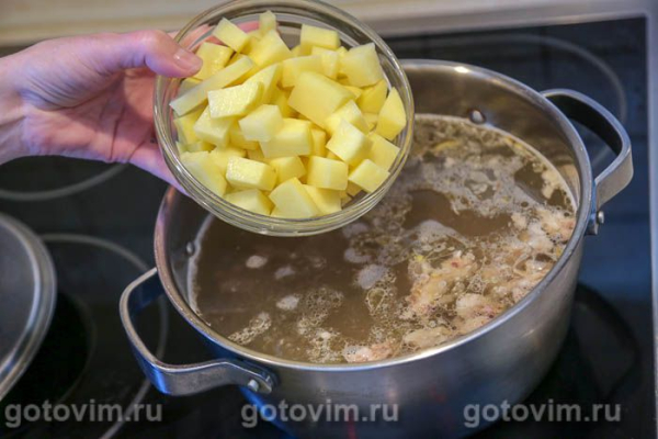 Щи с мясом и печеными овощами