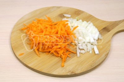 Суп с фрикадельками, вермишелью и картофелем