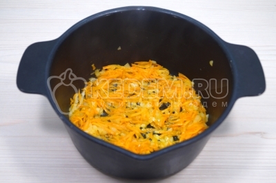 Суп с лисичками и рисом Суп с лисичками и рисом