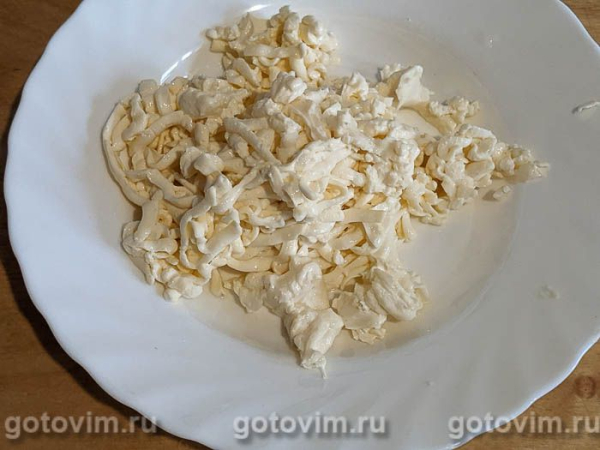 Сырный суп с овощами, креветками и мидиями Сырный суп с овощами, креветками и мидиями