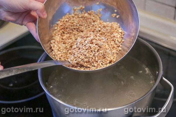 Грибной суп с лисичками и перловкой Грибной суп с лисичками и перловкой