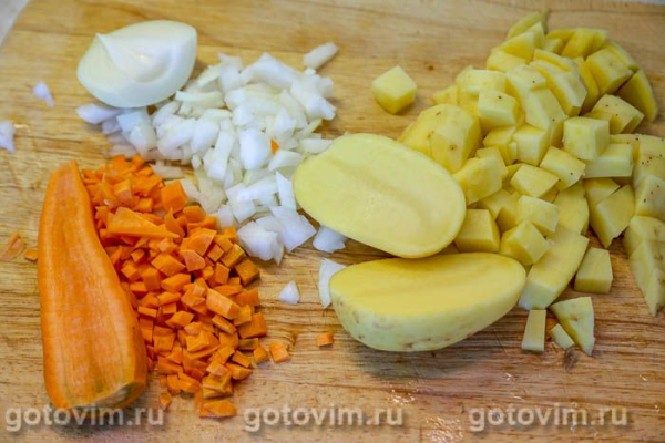 Грибной суп с лисичками и перловкой Грибной суп с лисичками и перловкой