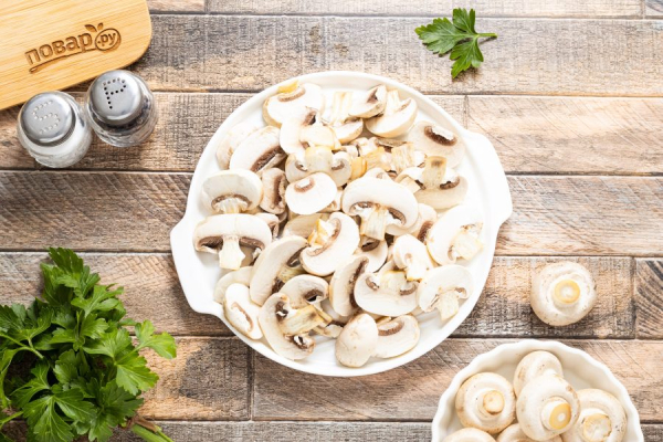 Вёшенки и шампиньоны: что полезнее
Вёшенки и шампиньоны: что полезнее