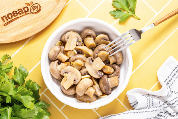 Вёшенки и шампиньоны: что полезнее
Вёшенки и шампиньоны: что полезнее