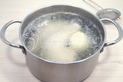 Домашняя лапша с курицей Домашняя лапша с курицей