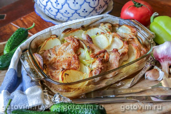 Запеканка из свинины с картофелем и сладким перцем