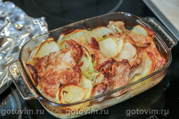 Запеканка из свинины с картофелем и сладким перцем